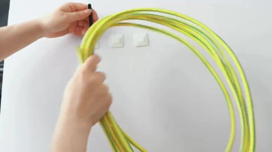 Usine PA 66 serre-câble en nylon fil en plastique attaches auto